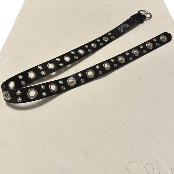 Black belt S/M - Picture 3 of 4